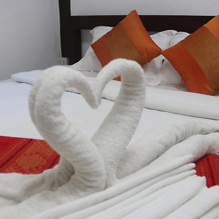 Villa Merry 2 루앙프라방 외부 사진