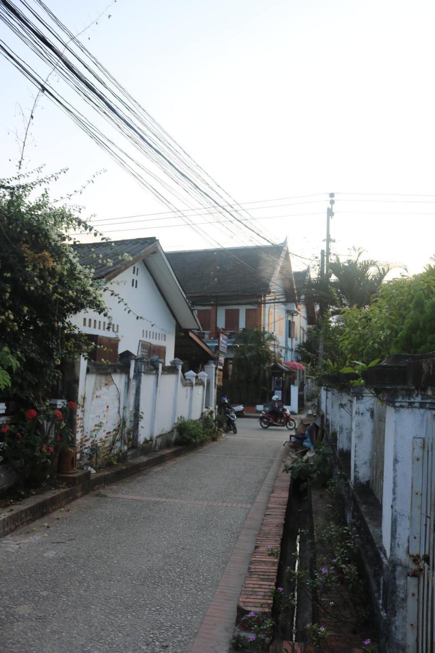 Villa Merry 2 루앙프라방 외부 사진