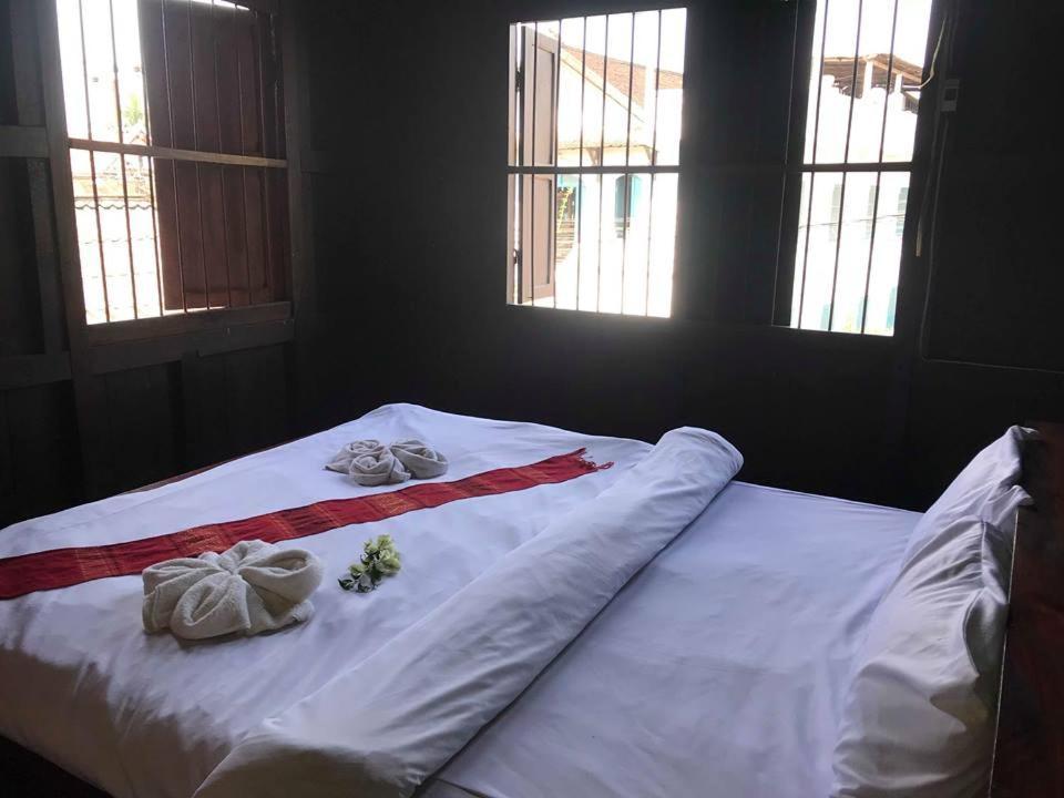 Villa Merry 2 루앙프라방 외부 사진