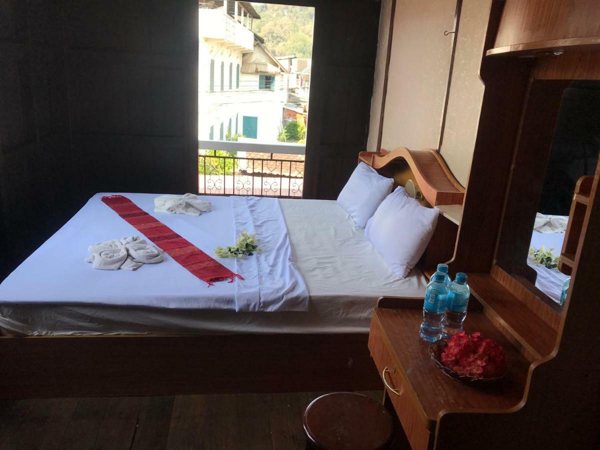 Villa Merry 2 루앙프라방 외부 사진